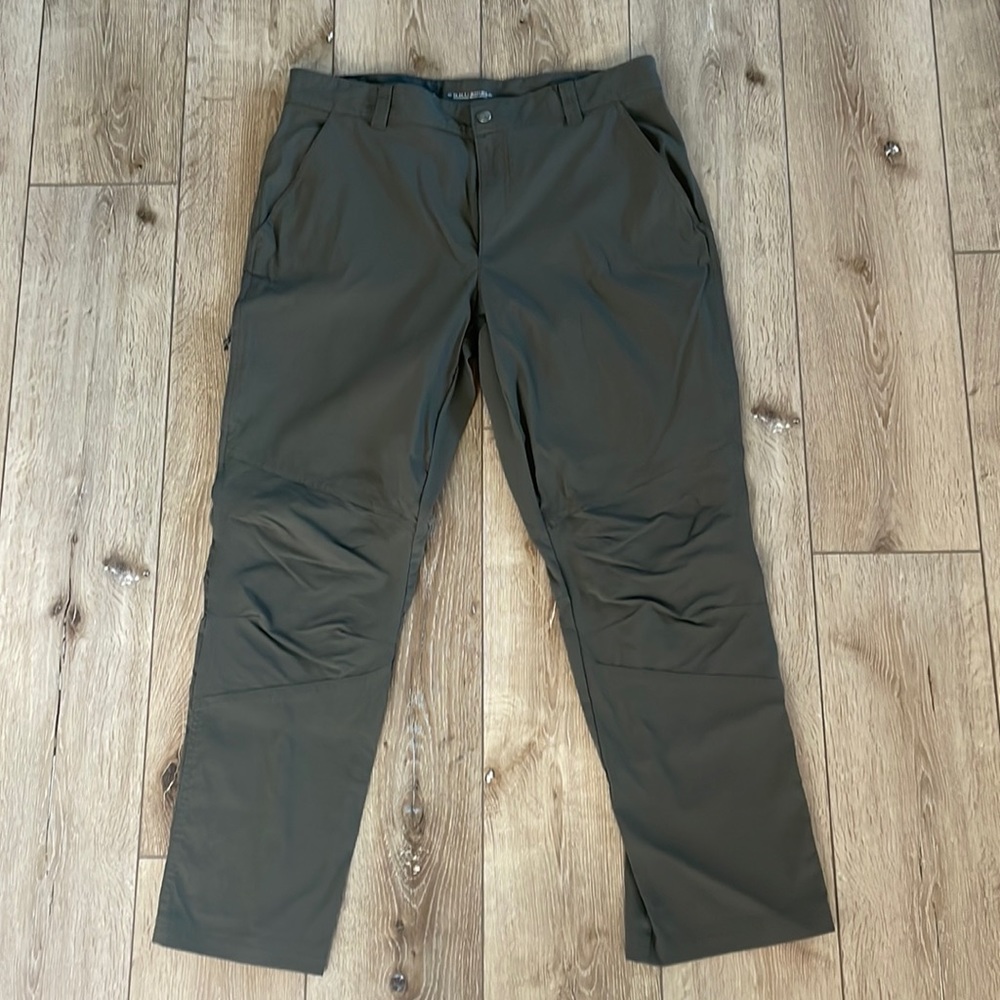 Men’s Columbia Omni Shield Pants Green Size 36 w x 30 L